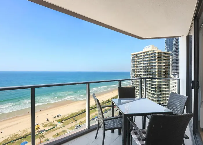 Rhapsody Surfers Paradise Beachfront Sleeps 6 - Optimise Bnb